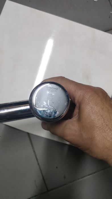 Torneiras de mola  GROHE