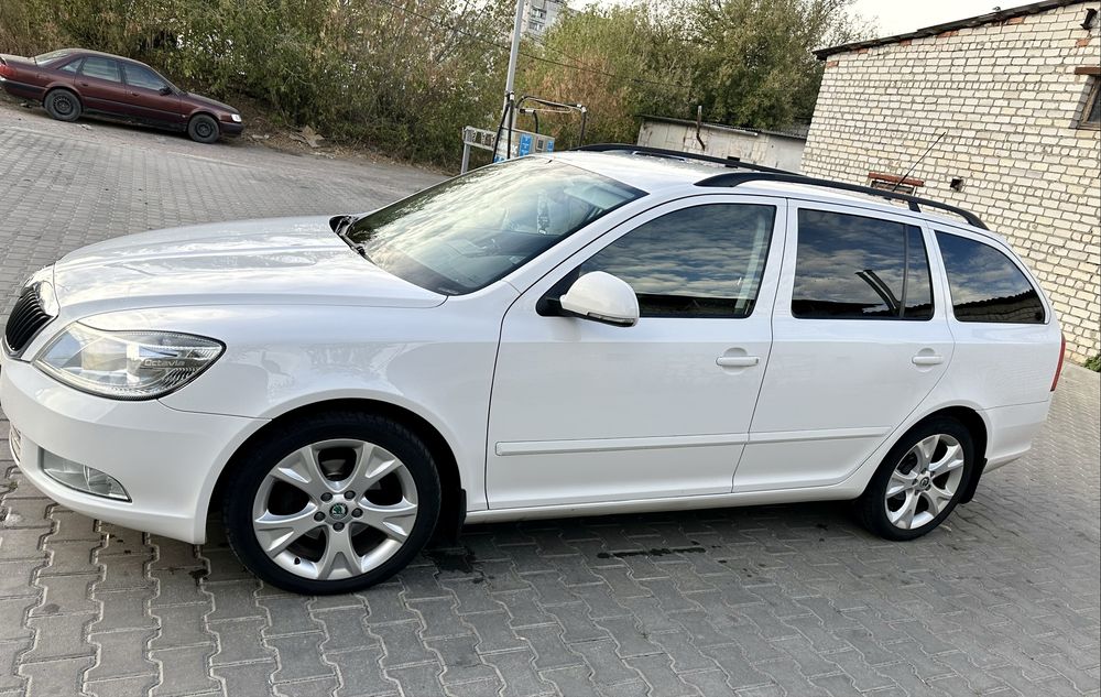Skoda A5 2011 рік 1.6 турбодизель, терміновий продаж