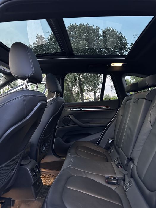 BMW X1 F48 28i 2,0 AT 245 к.с. AWD