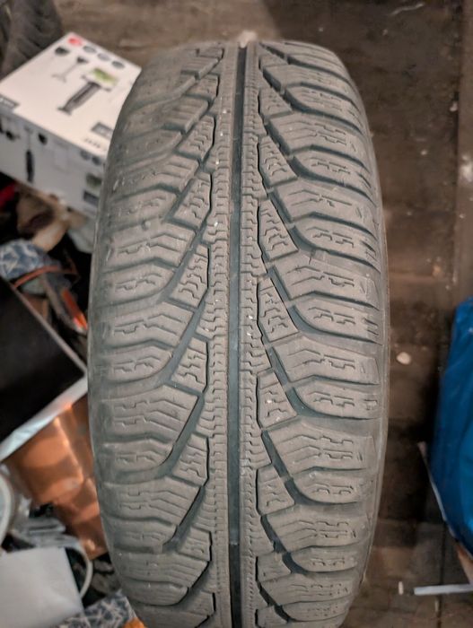 Komplet Koła zimowe 195/65R15 Uniroyal