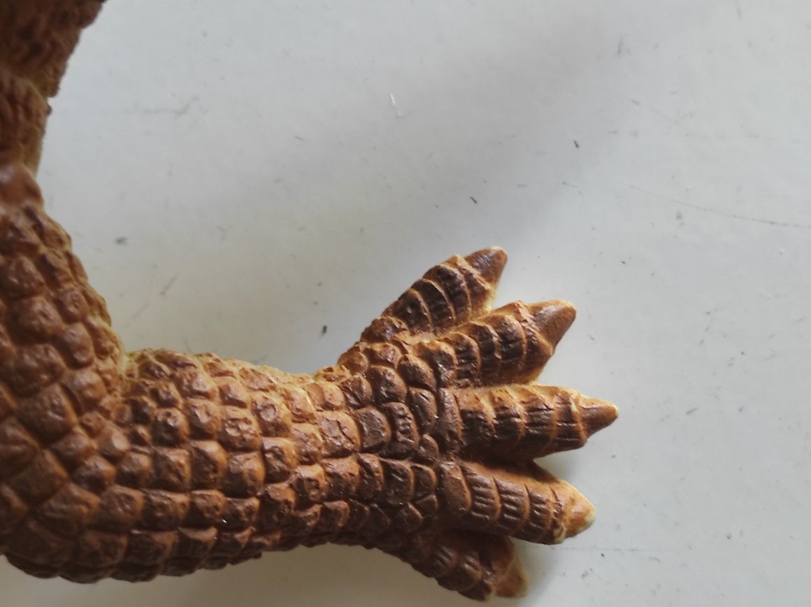 Crocodilo em borracha