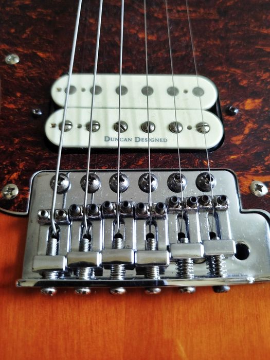 Squier Vintage Modified JAGMASTER Sunburst ( jaguar, jazzmaster )