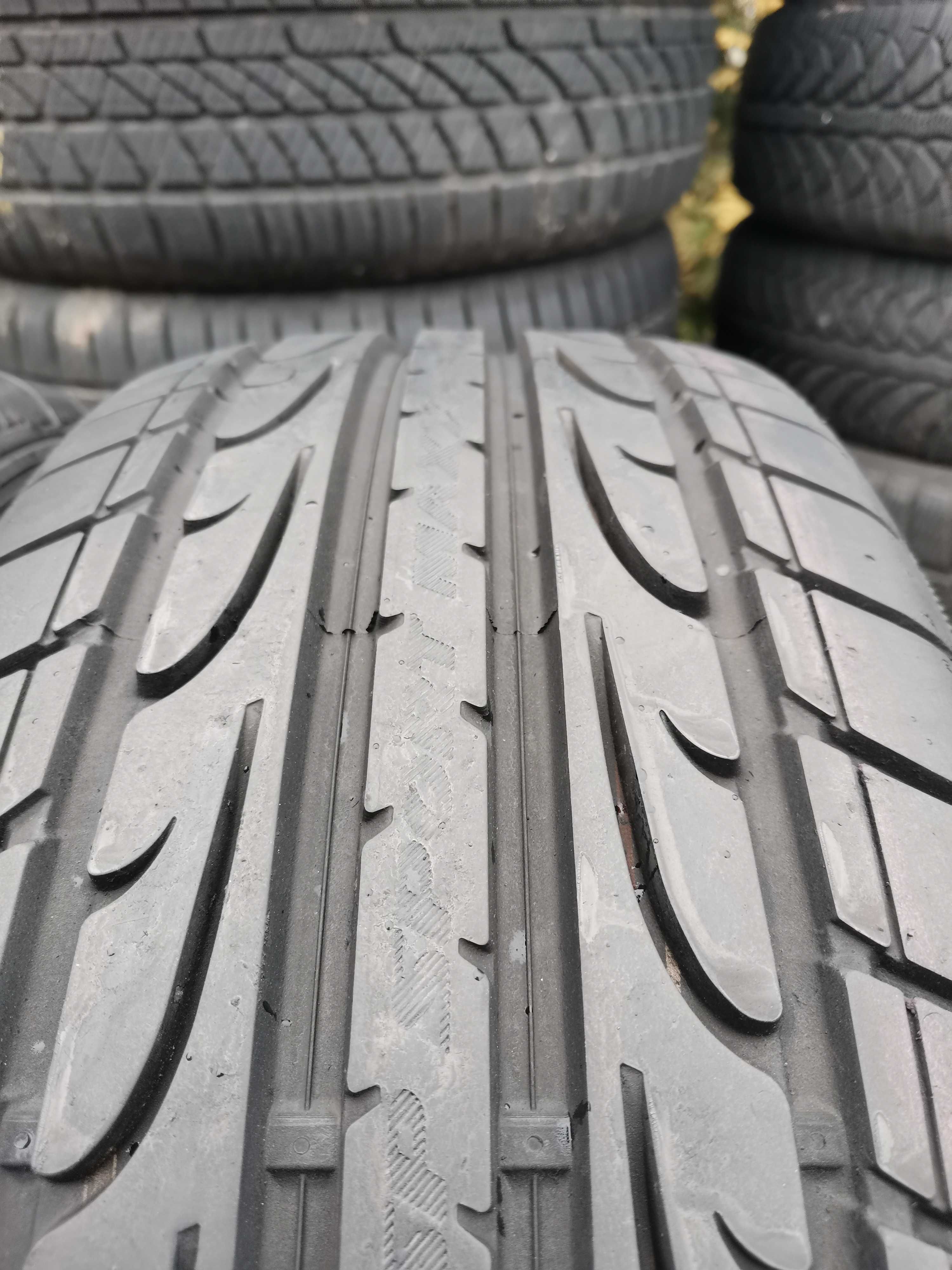 lato Dunlop 215/45/16 z 2022r 7.7mm 2szt