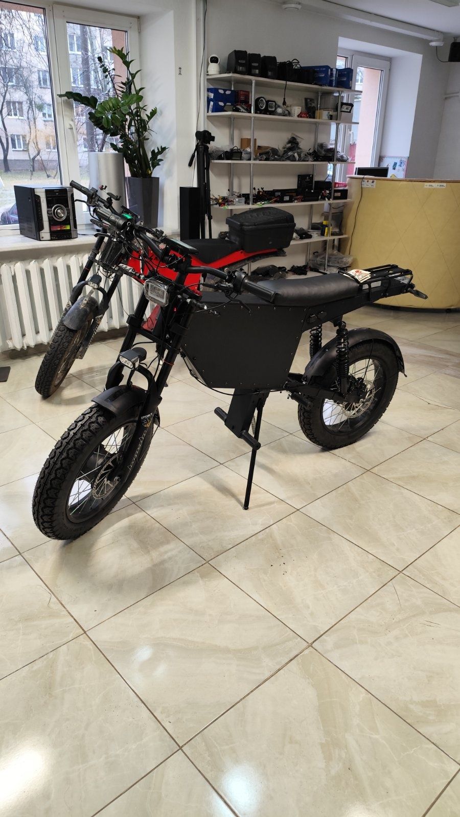 Повноприводний електробайк EPLAT SUPERCHARGER 1500 QUATTRO