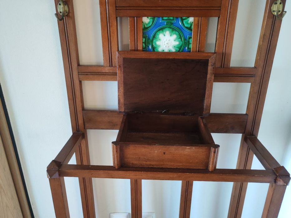 Bengaleiro madeira antigo