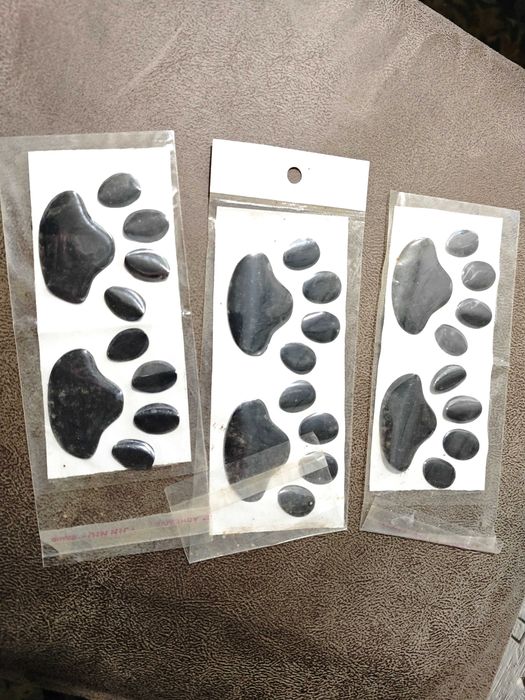 Наклейка на авто "сліди лапок", набір з шести лап