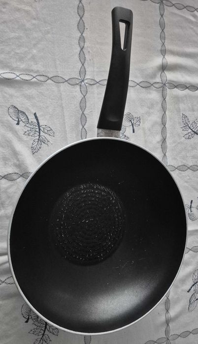 Frigideira Celar de 28cm em alumínio