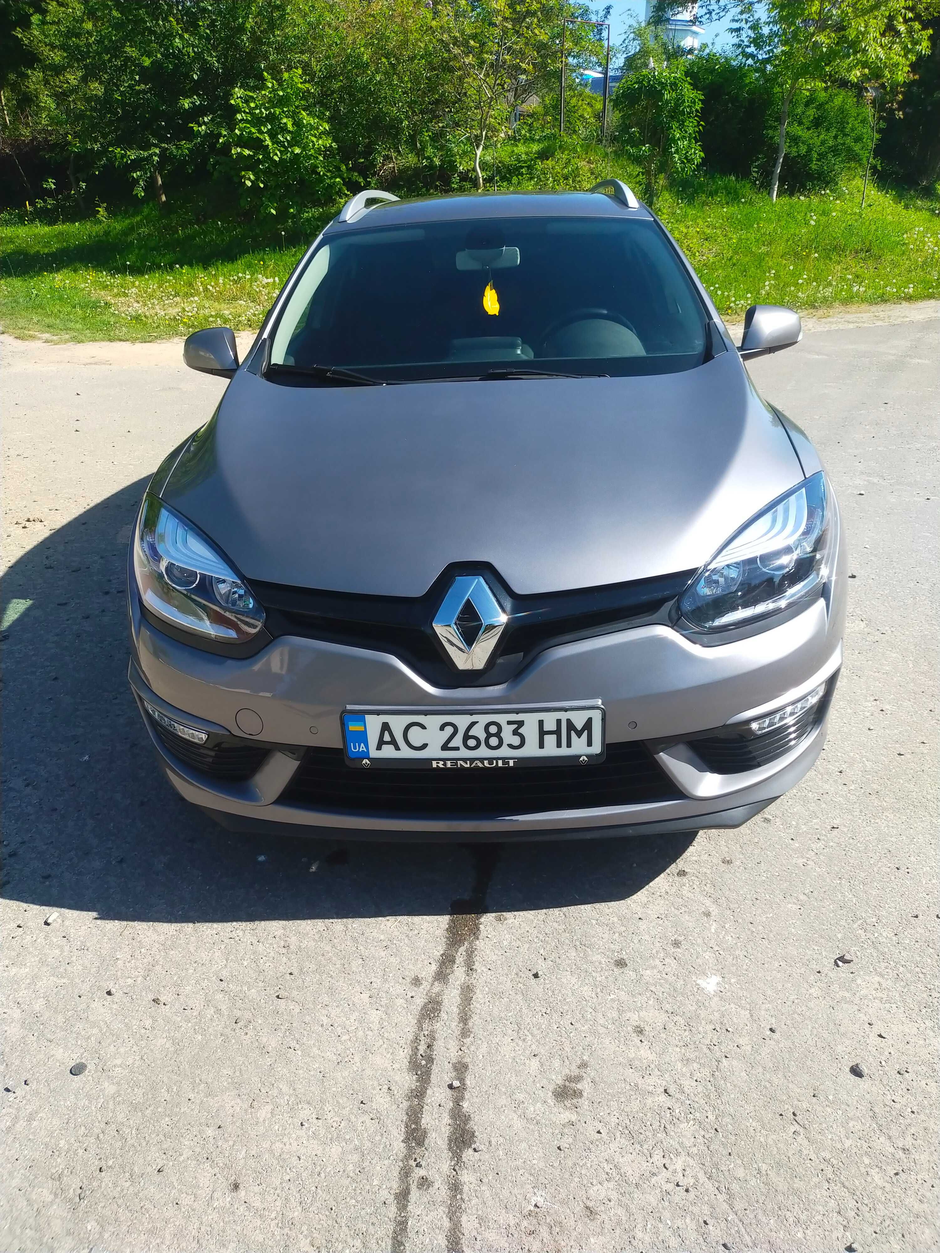 Renault Megane 1.5 dci 81 kw 2015 року