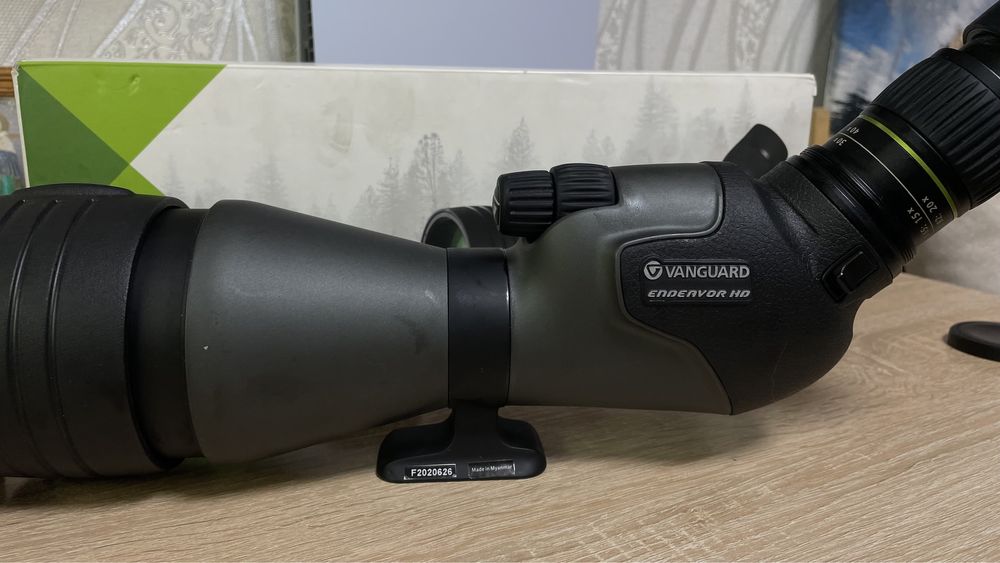 Підзорна труба Vanguard Endeavor HD 82A 20-60x82/45 WP