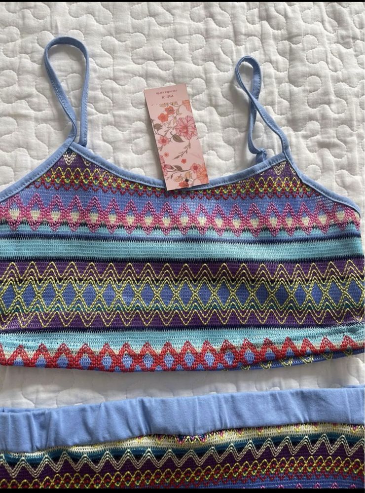 Conjunto Top e Saia
