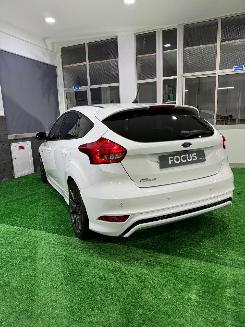 Ford Focus 1.0 EcoBoost ST-Line