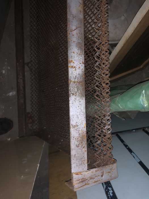 Ліжко металеве з пружинною сіткою. Кровать