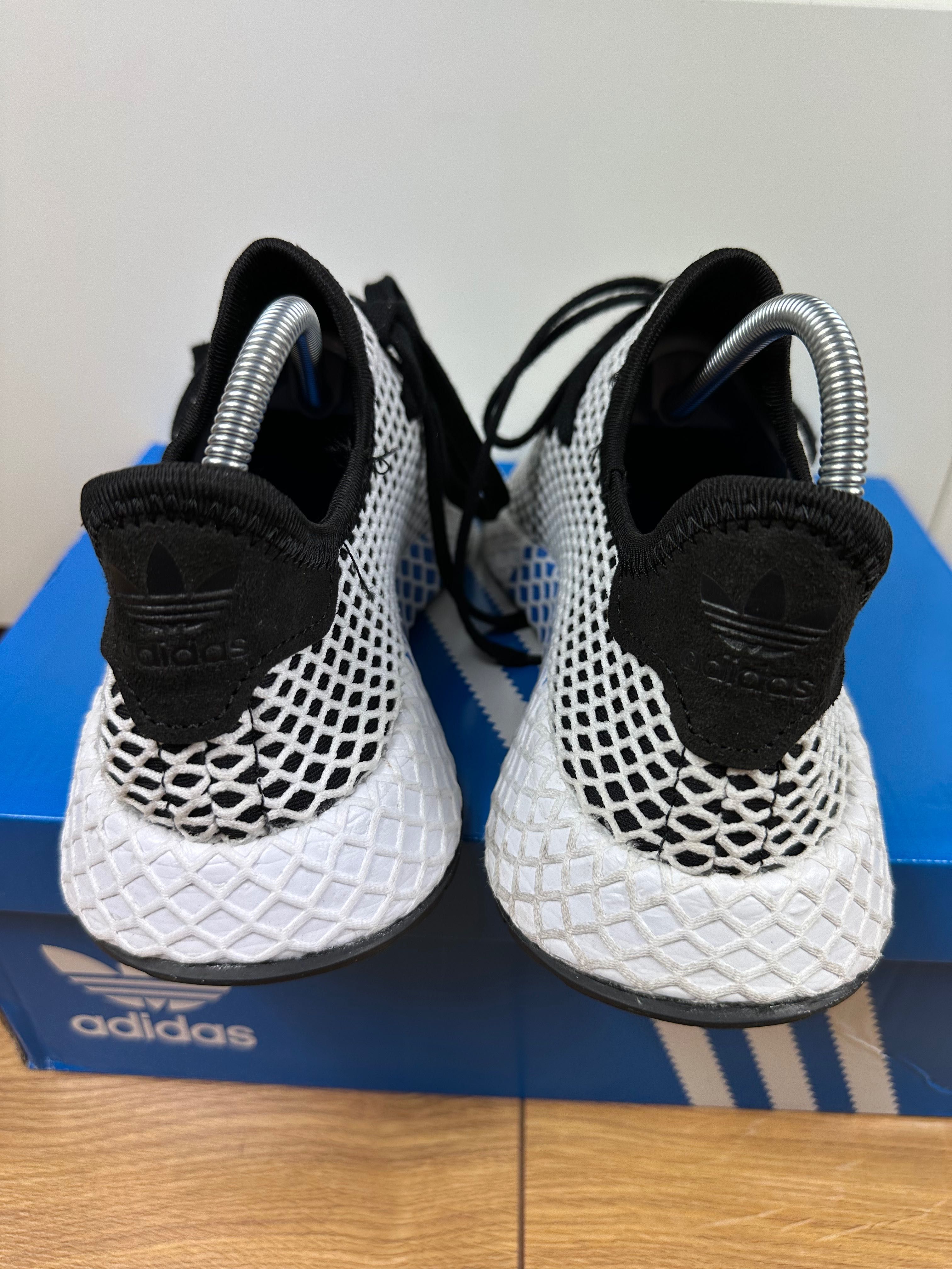 Buty adidas Deerupt Runner