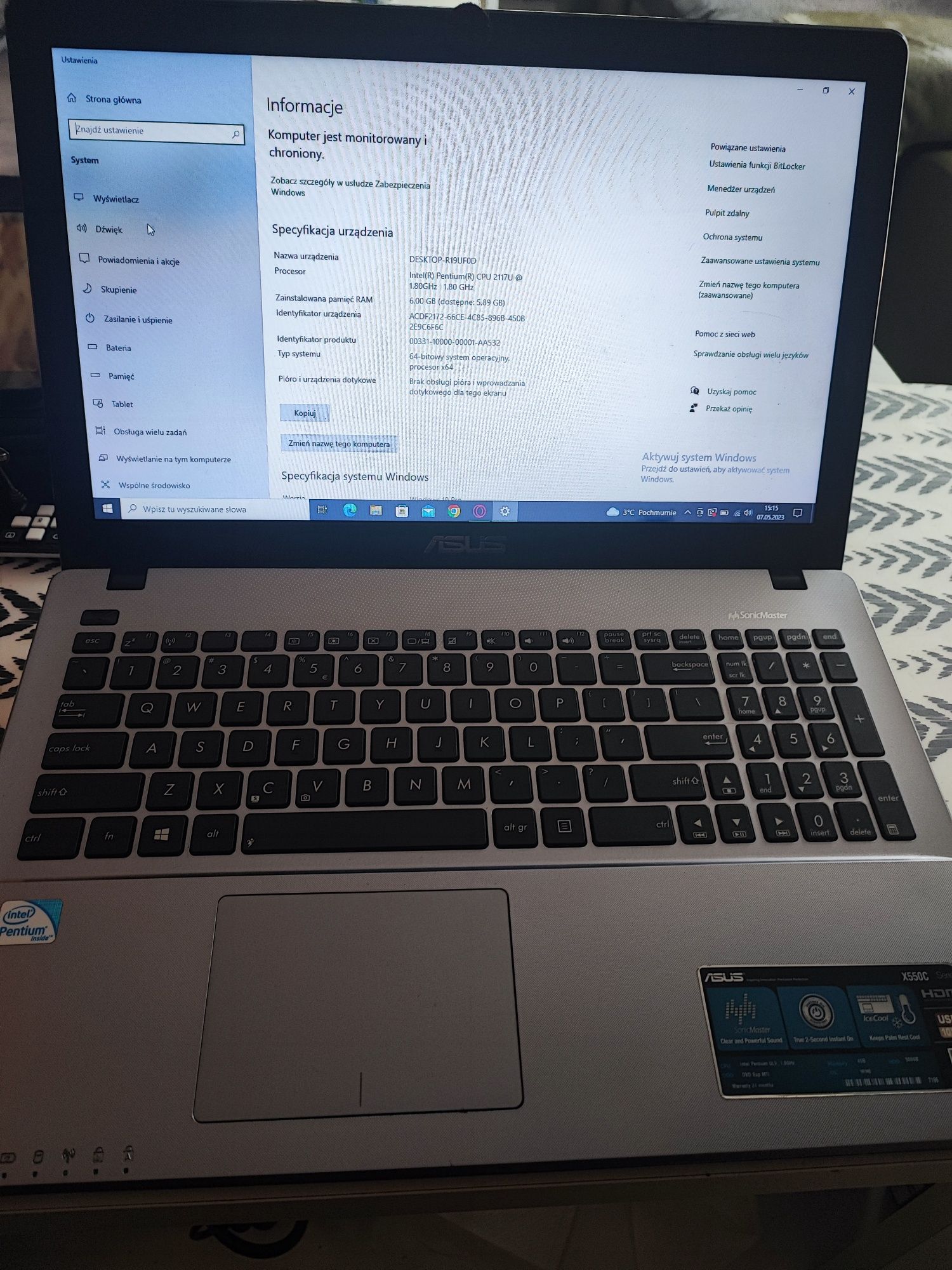 Asus X550C 6gb ram nowy  dysk  SSD