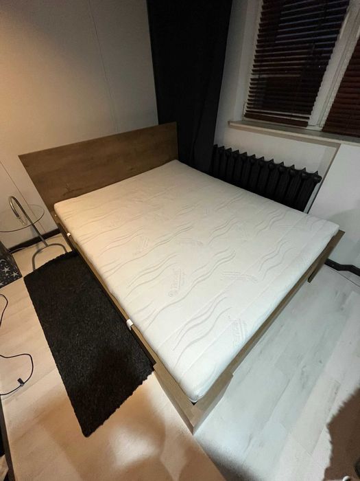 Komplet łóżko VEDDE 160x200cm + materac GOLD F70 + mata ochronna