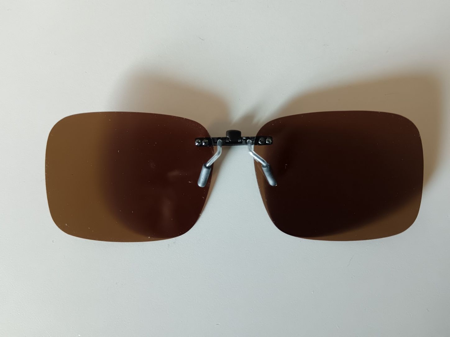 Lentes escuras de adaptação aos óculos