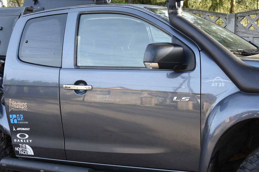 Resory Isuzu D Max arctic trucks 2019 r
