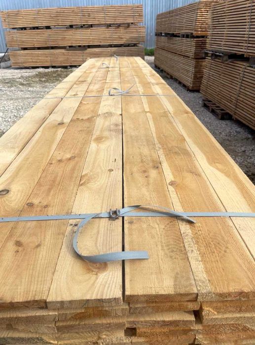 Продаж пиломатеріалів оптом — дошка, брус, рейка необрізна й обрізна