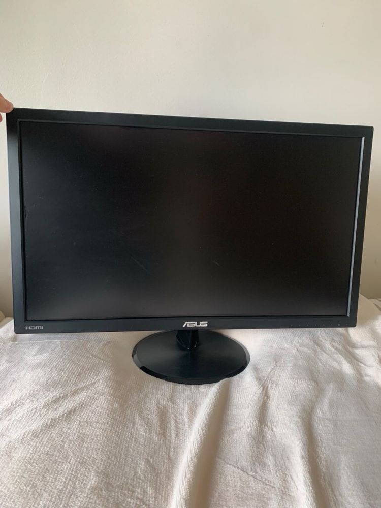 Monitor Asus 24”