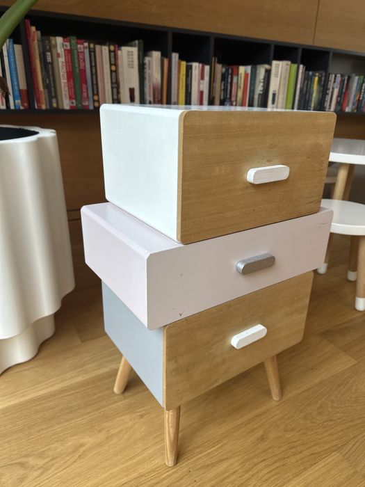 Szafka / stolik nocny!