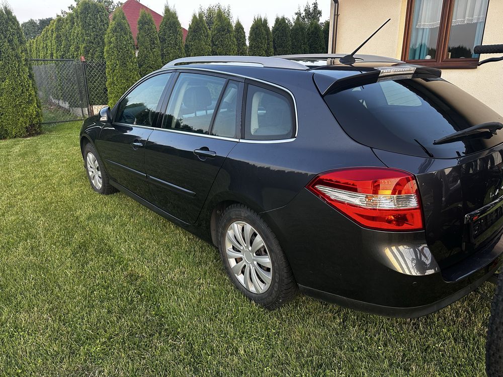 Renault Laguna III 3 2.0 Dci 2008 rok