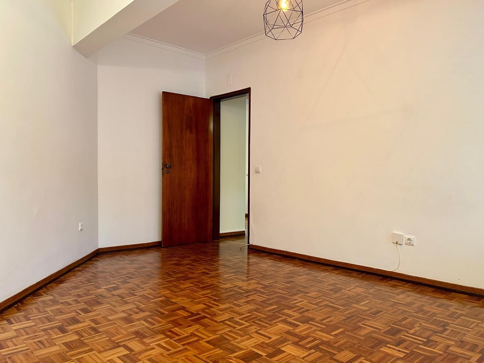 Apartamento T2– Torre de Cima e Capelas, Vila Franca de Xira