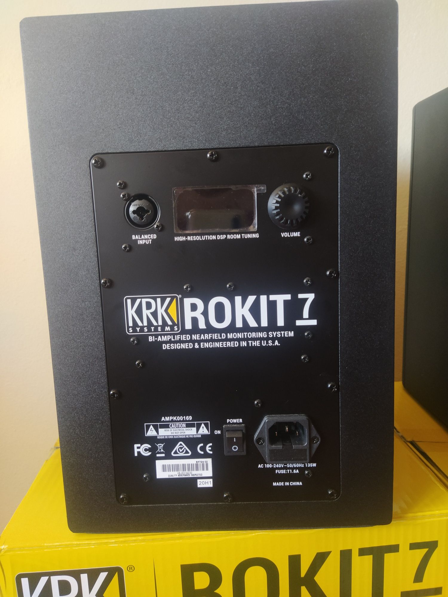 Krk rokit 7 G4 par