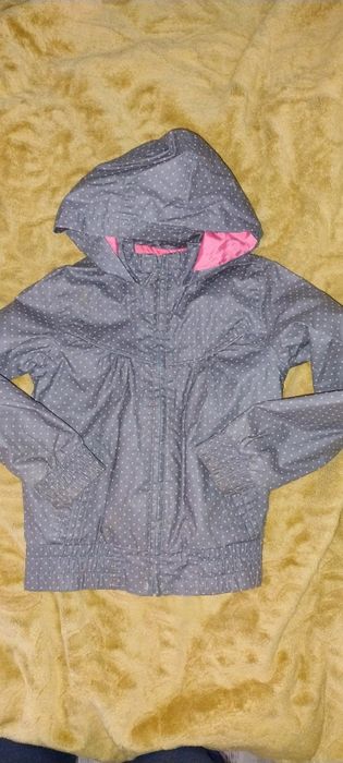 Kurtka wiosenna z kapturem