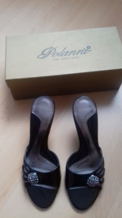 Шлепанцы размер 36