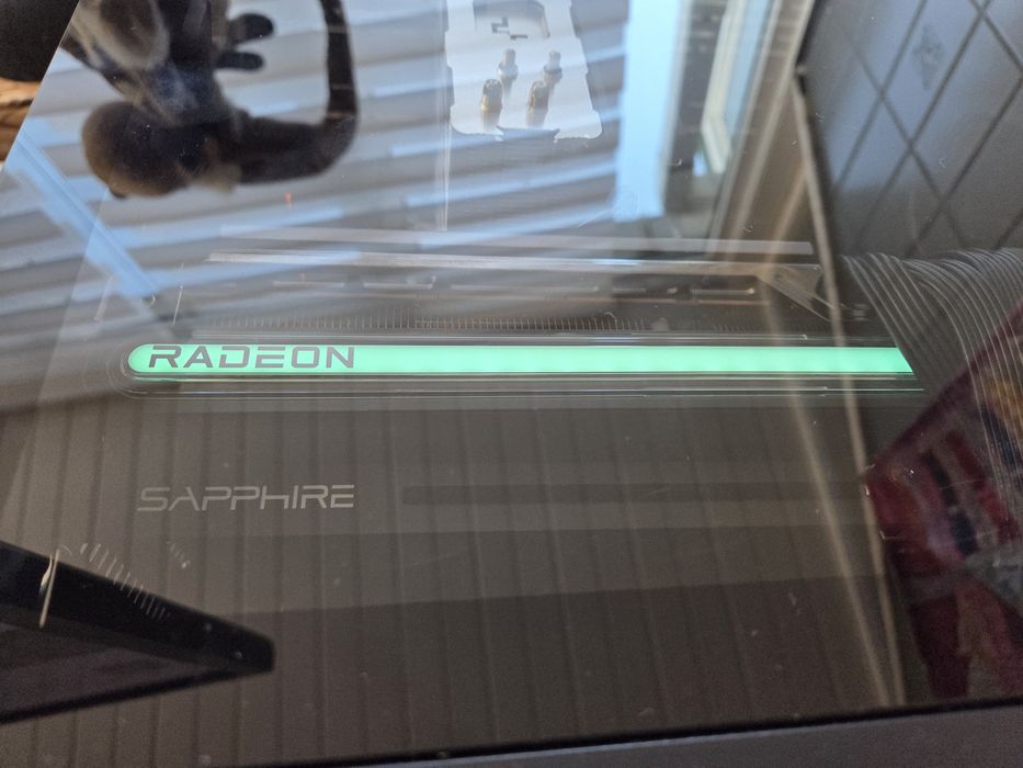 PC AMD 5600X/7800XT Sapphire Nitro+ 16GB/B550/32GB/1.5TB/Wi-Fi6 + BT