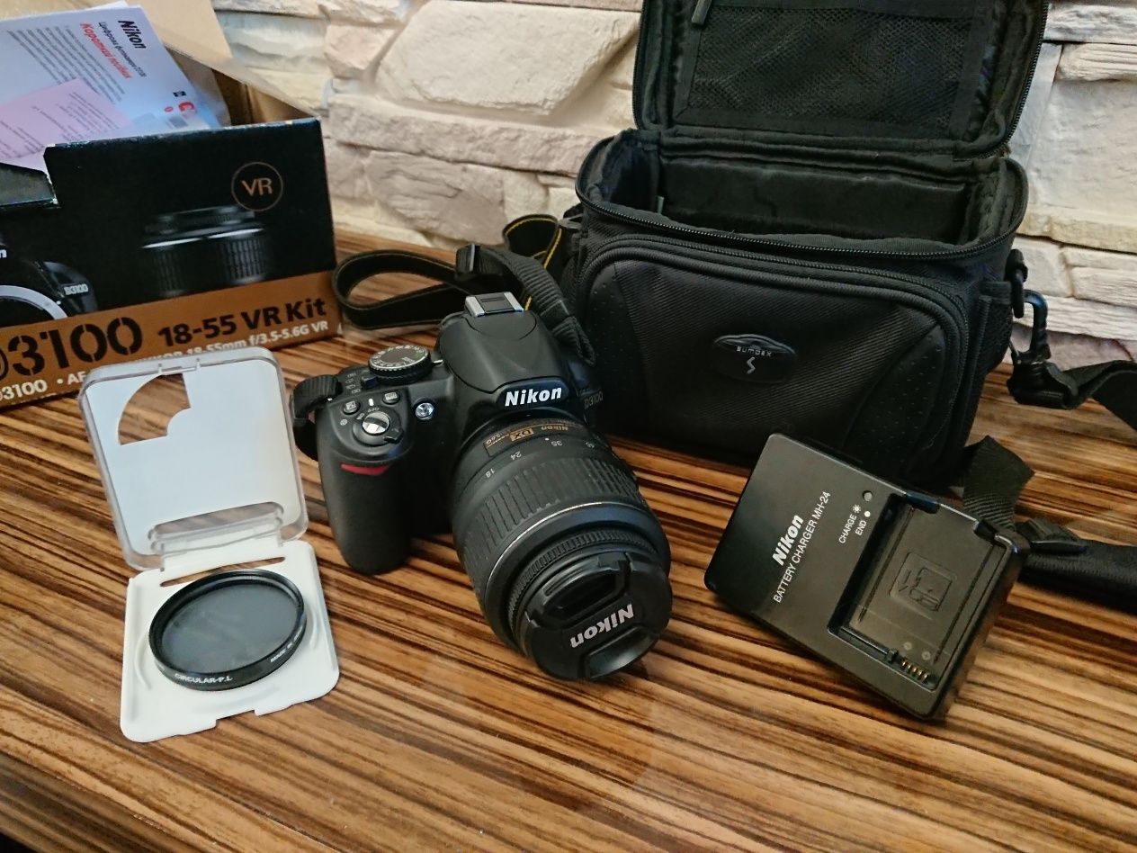 Фотоапарат Nikon D3100 kit 18-55 vr