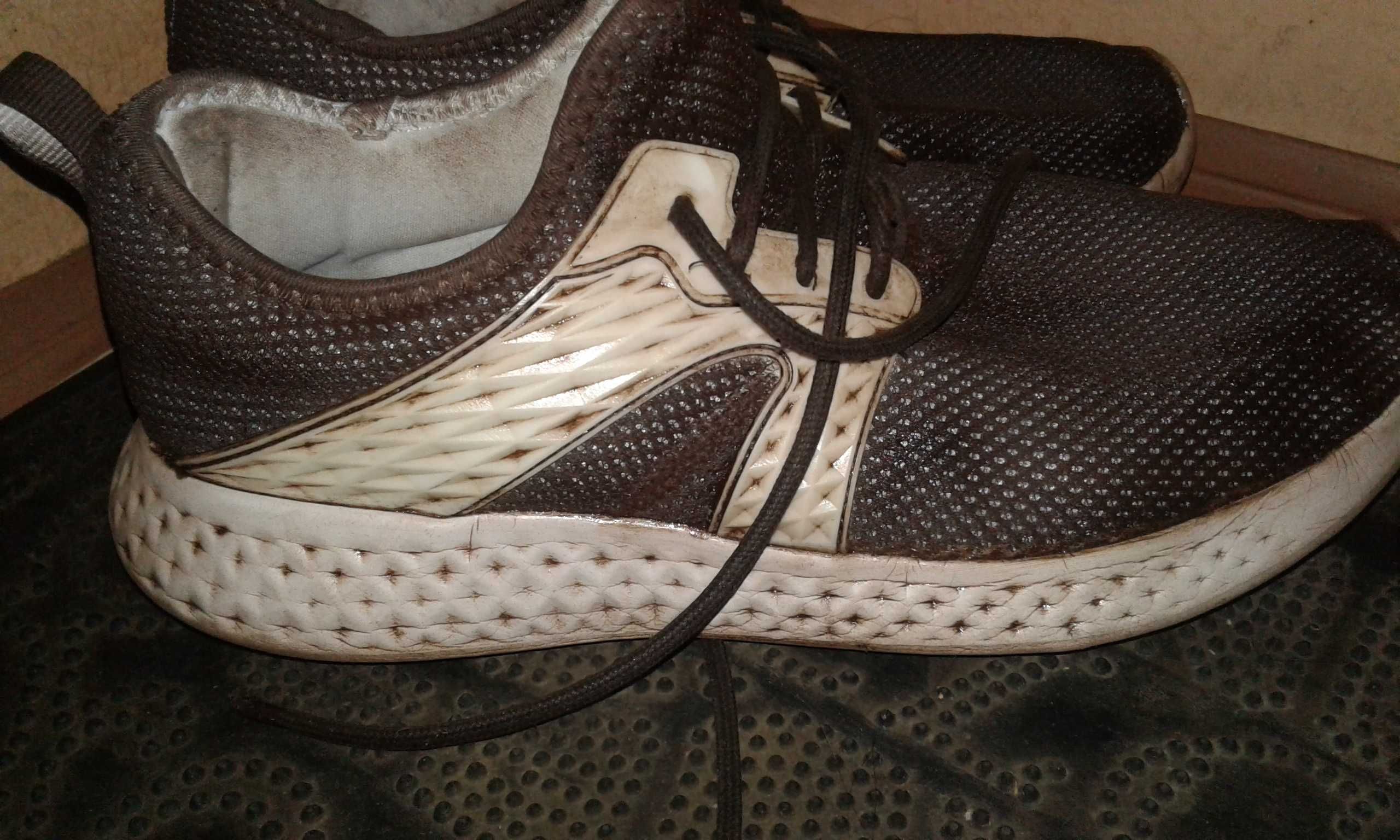 Фирменные мужские кросовки   " PRIMARK "   По стельке 27 см.