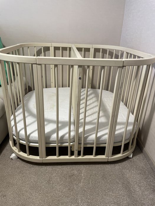 Дитяче ліжко для двійнят/близнят