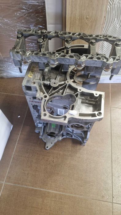 Blok Silnika Ford  1,6 ecoboost