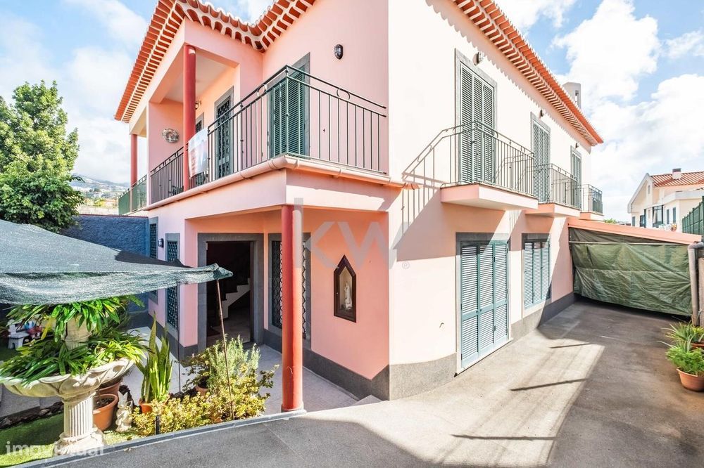 Moradia V3 | Rua do pico da Torre | Câmara de Lobos, Ilha da Madeira