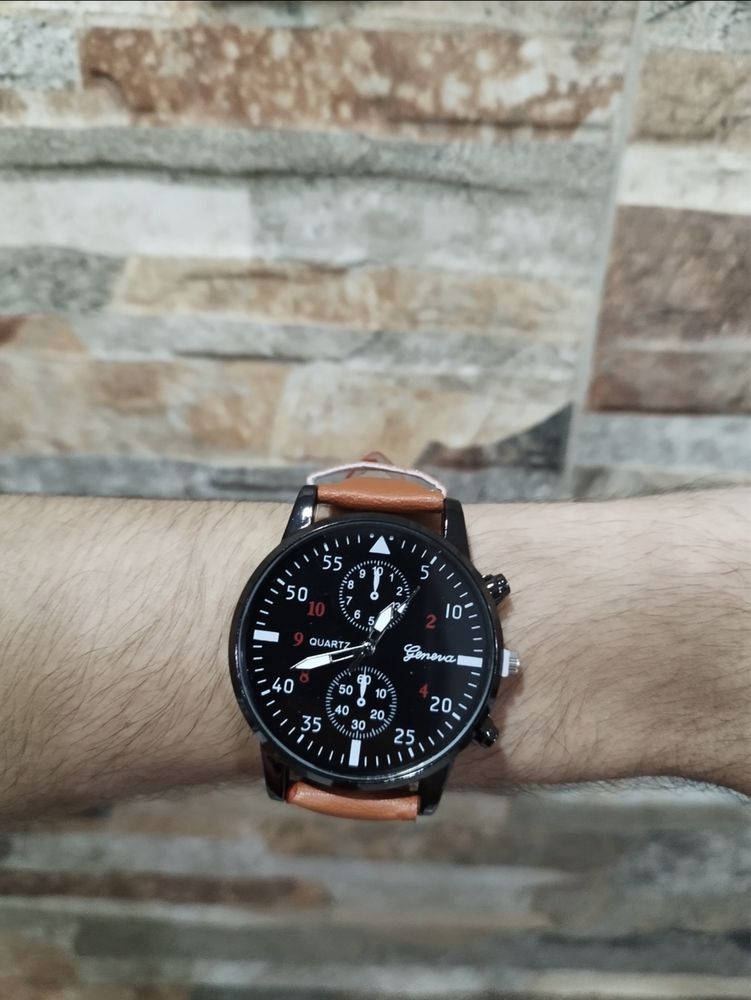 Conjunto Relógio e 3 Pulseiras – Oportunidade!