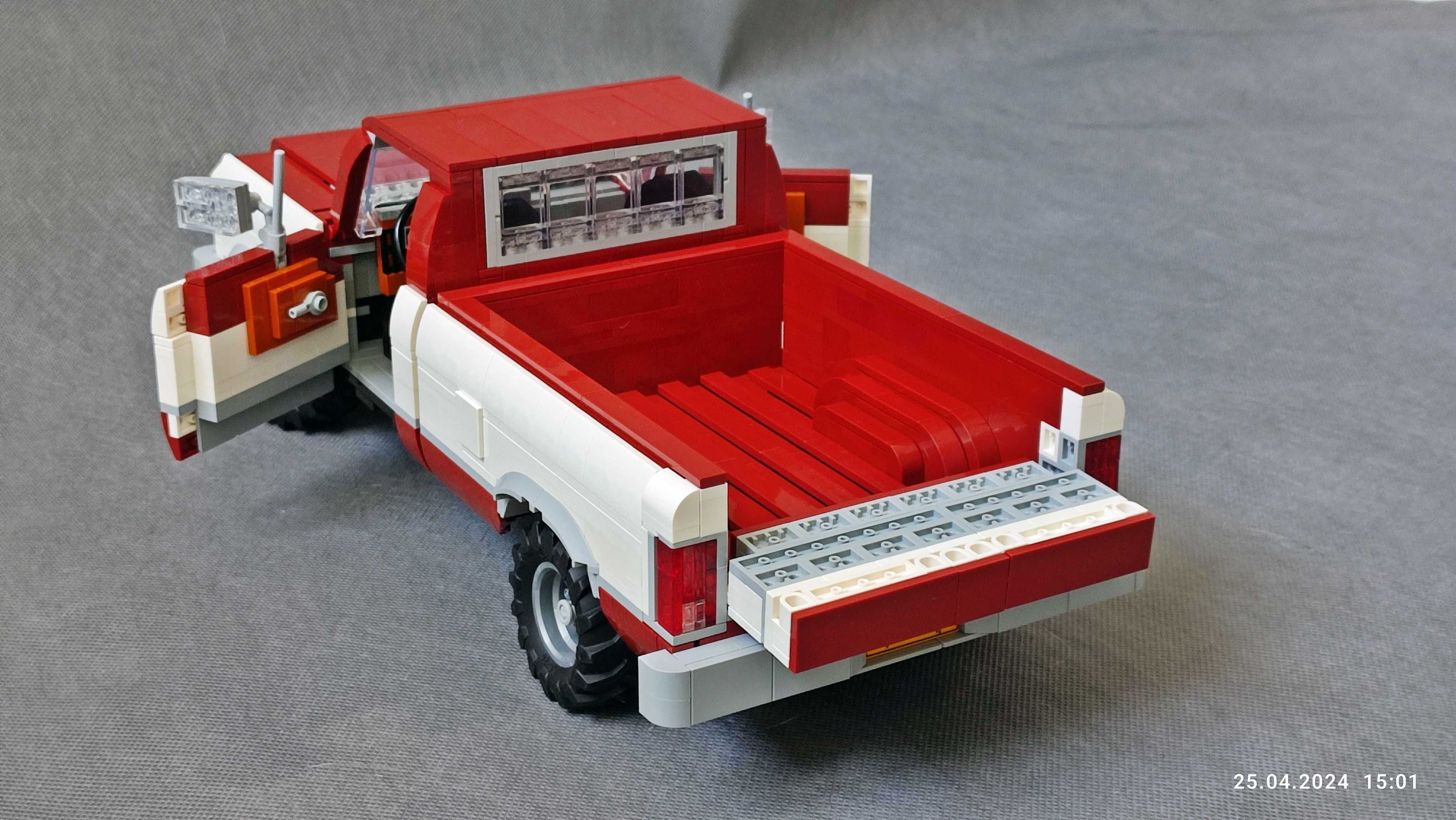 LEGO MOC - Dodge RAM 1990 [mój autorski model]