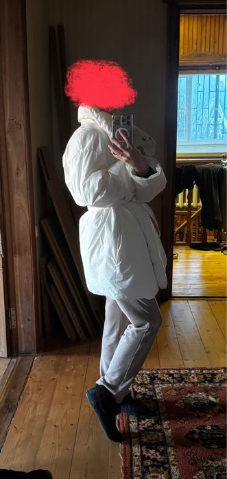 Біла куртка пуховик H&M, розмір М