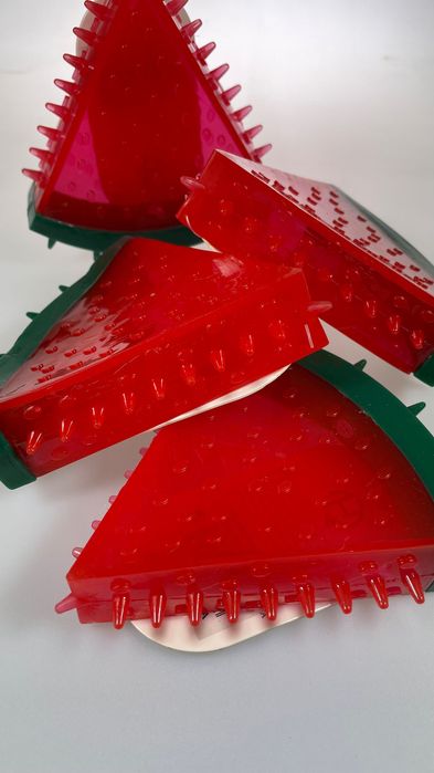 Zabawka dla psa z piszczałką w kształcie arbuza