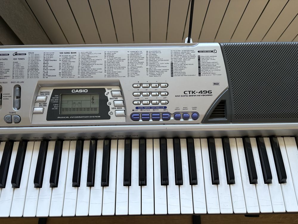 Keyboard Casio + stojak + mikrofon