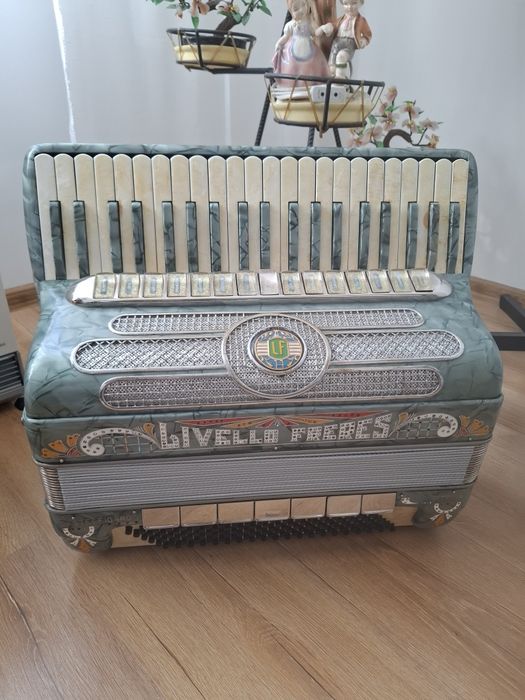 Akordeon włoski Livello Freres