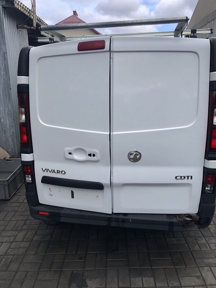 Drzwi tyl tylne lewe prawe komplet Renault Trafic 3,Opel Vivaro 2014-