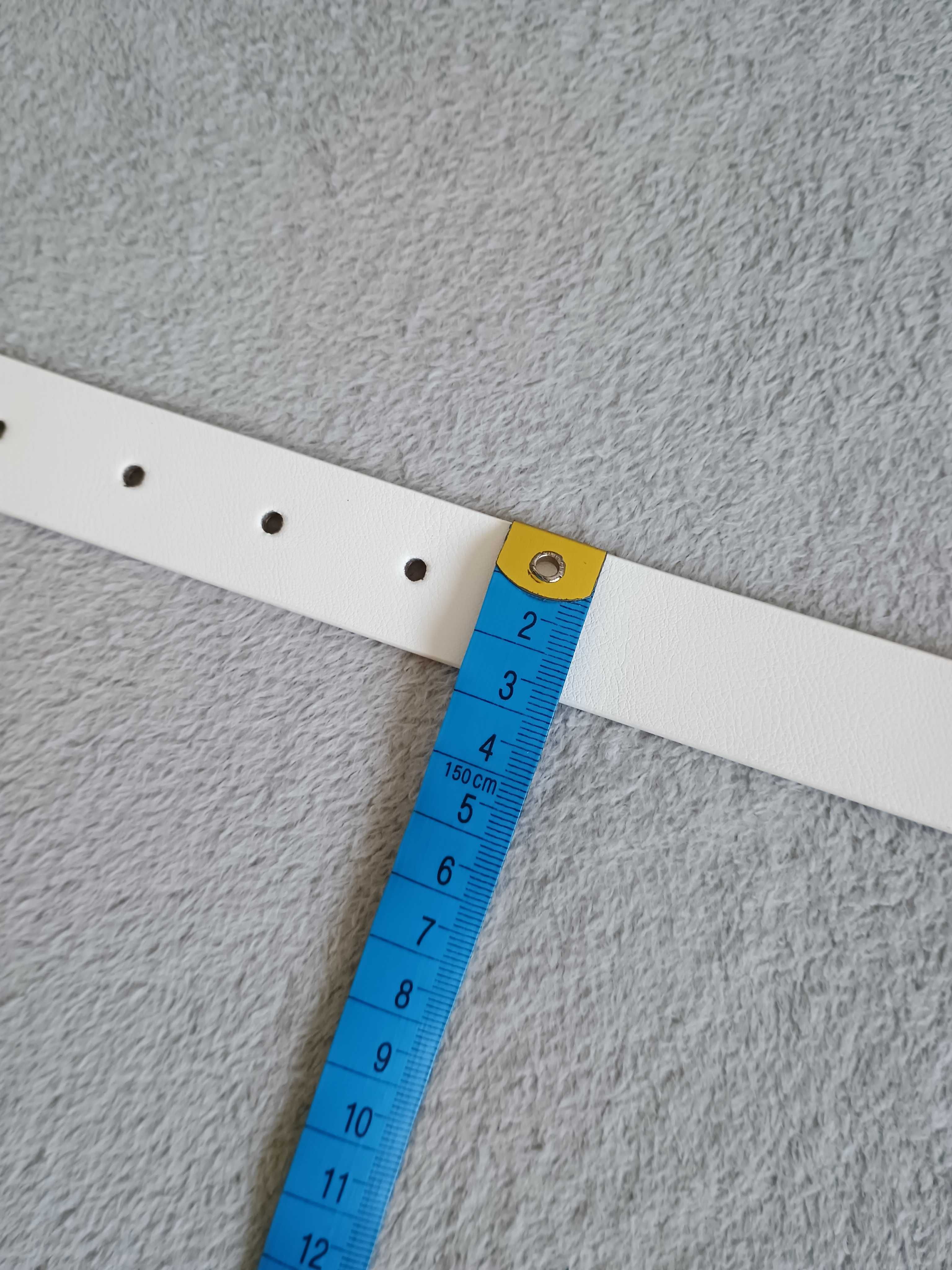 Damski pasek z ozdobną klamrą 100 cm, biały