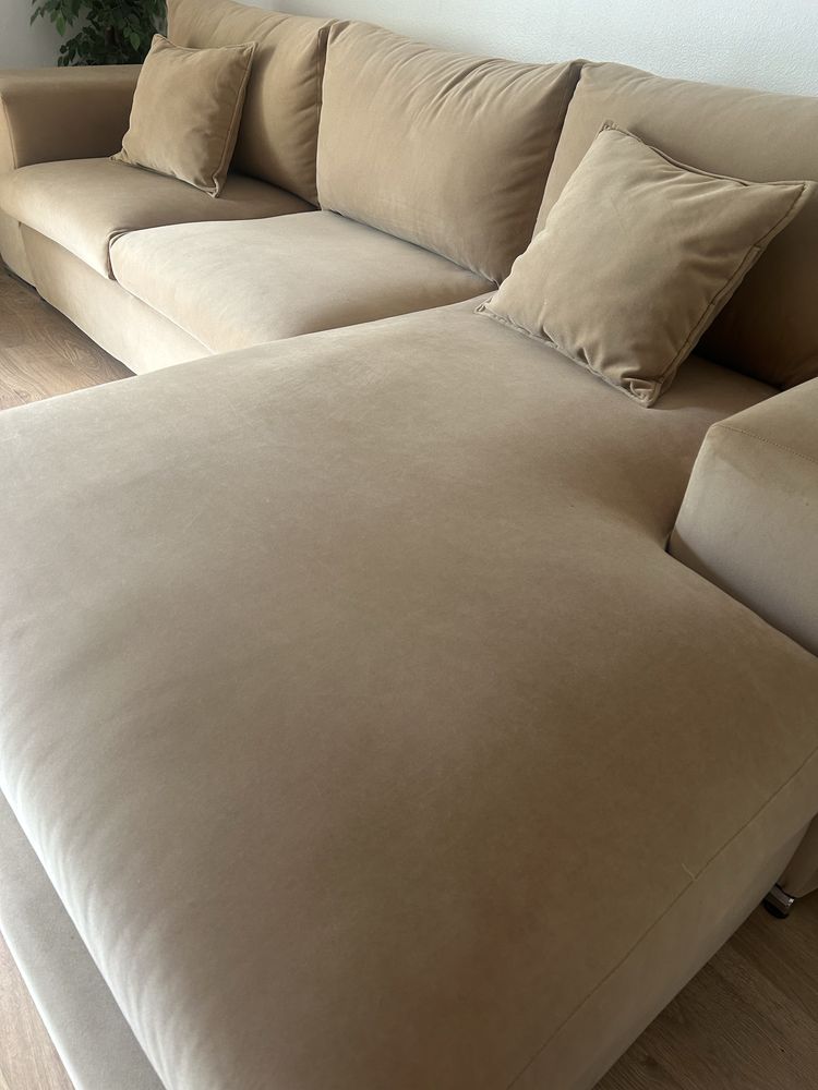 Sofa chaise long