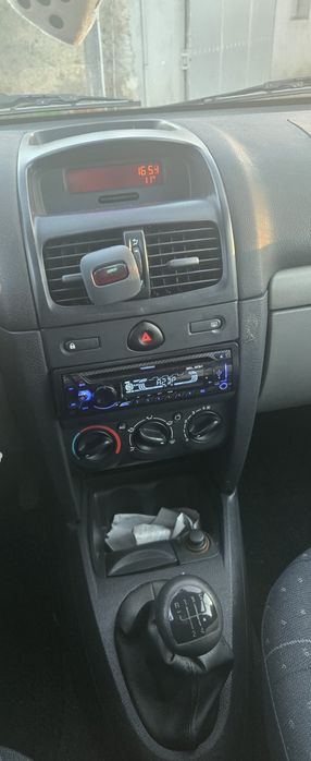 Renault Clio 1.2 16V