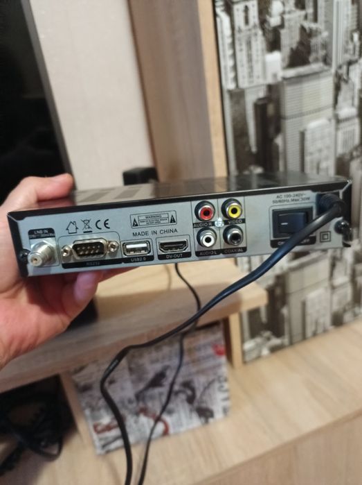 Спутниковый Full HD TV ресивер Tiger 4100 HD.