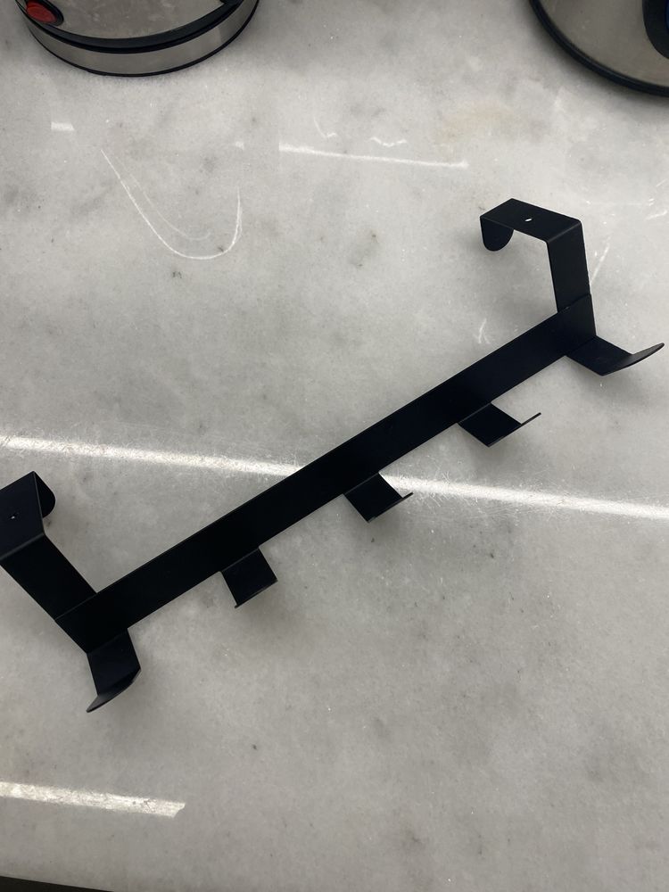 Cabide para porta ferro preto