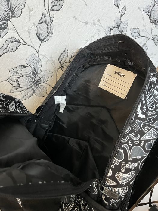 Рюкзак Smiggle черный