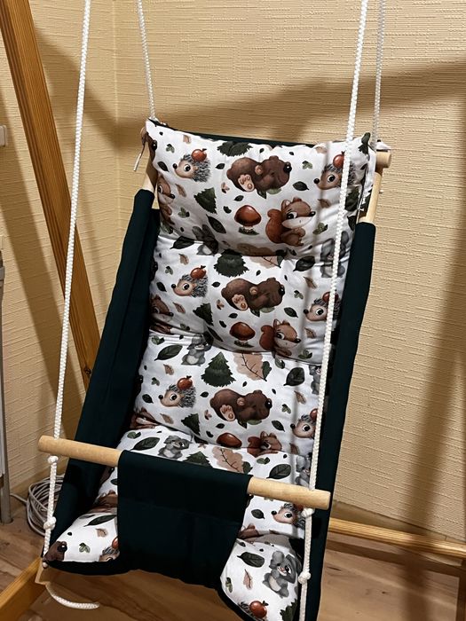 Гойдалка дитяча кімнатна (дерево)