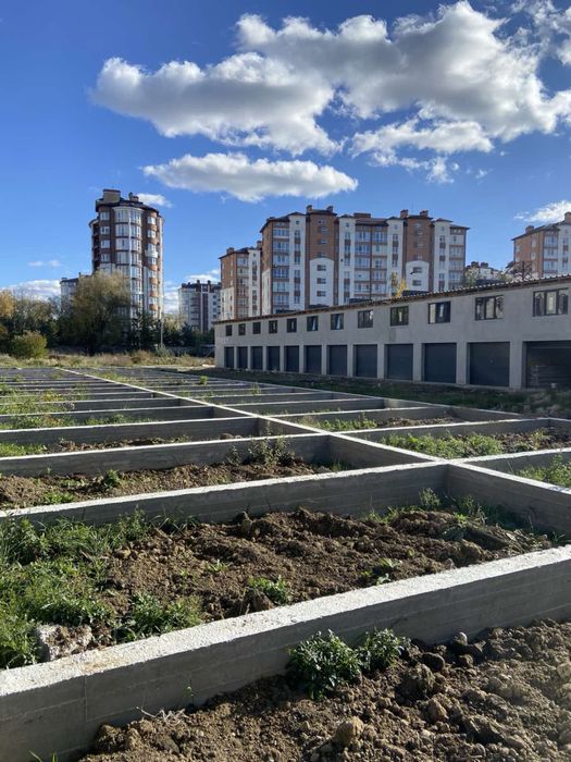 Продаються гаражі